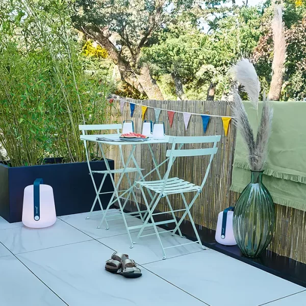 Bistro 77x57 Dining Set