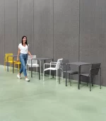 015 69x63 Dining Set